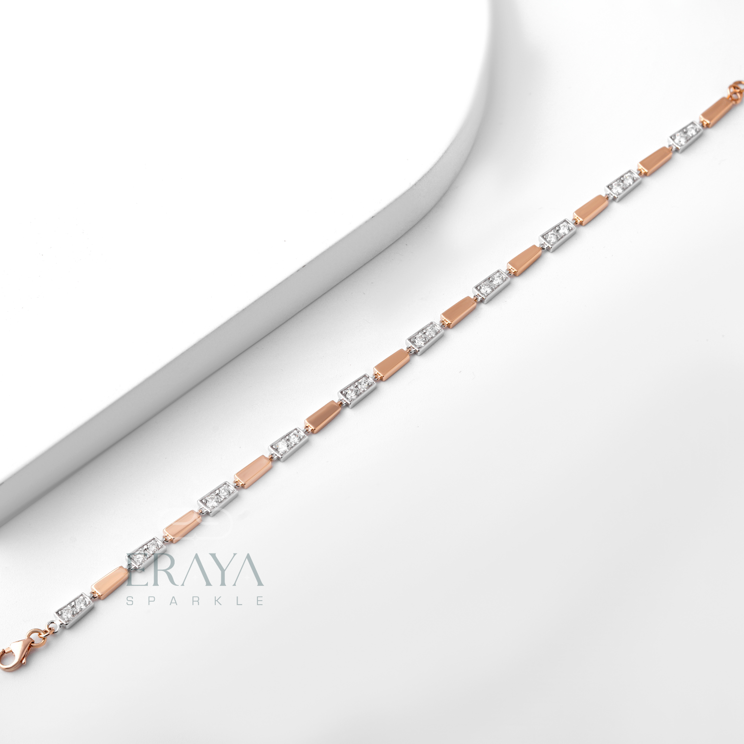 Luxury gift packaging for modern diamond tennis bracelet for women