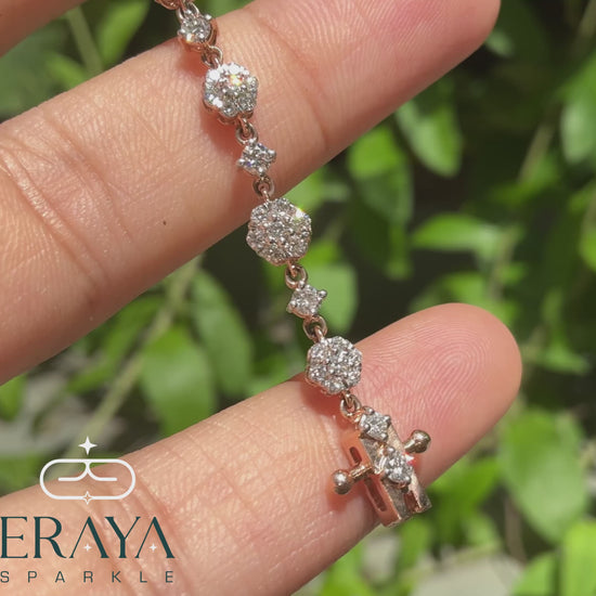 360° product video - Eraya rose gold floral cluster diamond bracelet